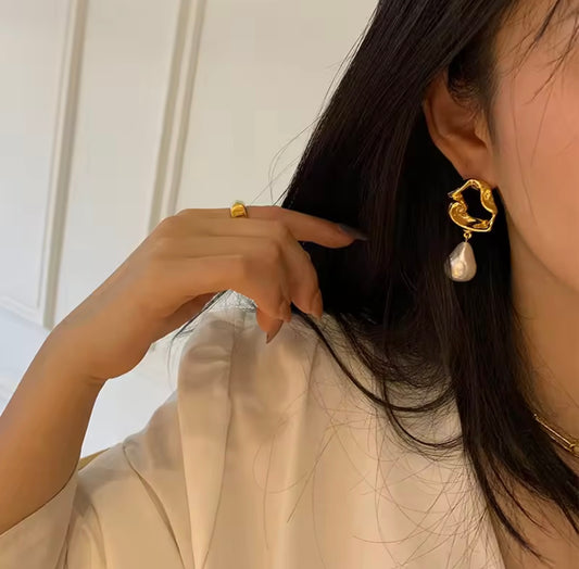 New Baroque Pearl Drop Earrings