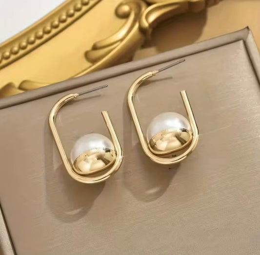 Geometric Pearl Drop Earrings