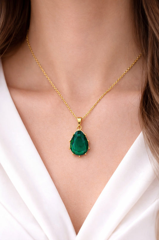 "Esme" Deep Emerald Pear-Cut Statement Pendan