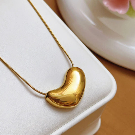 Eternal Emerald Heart Halo Pendant